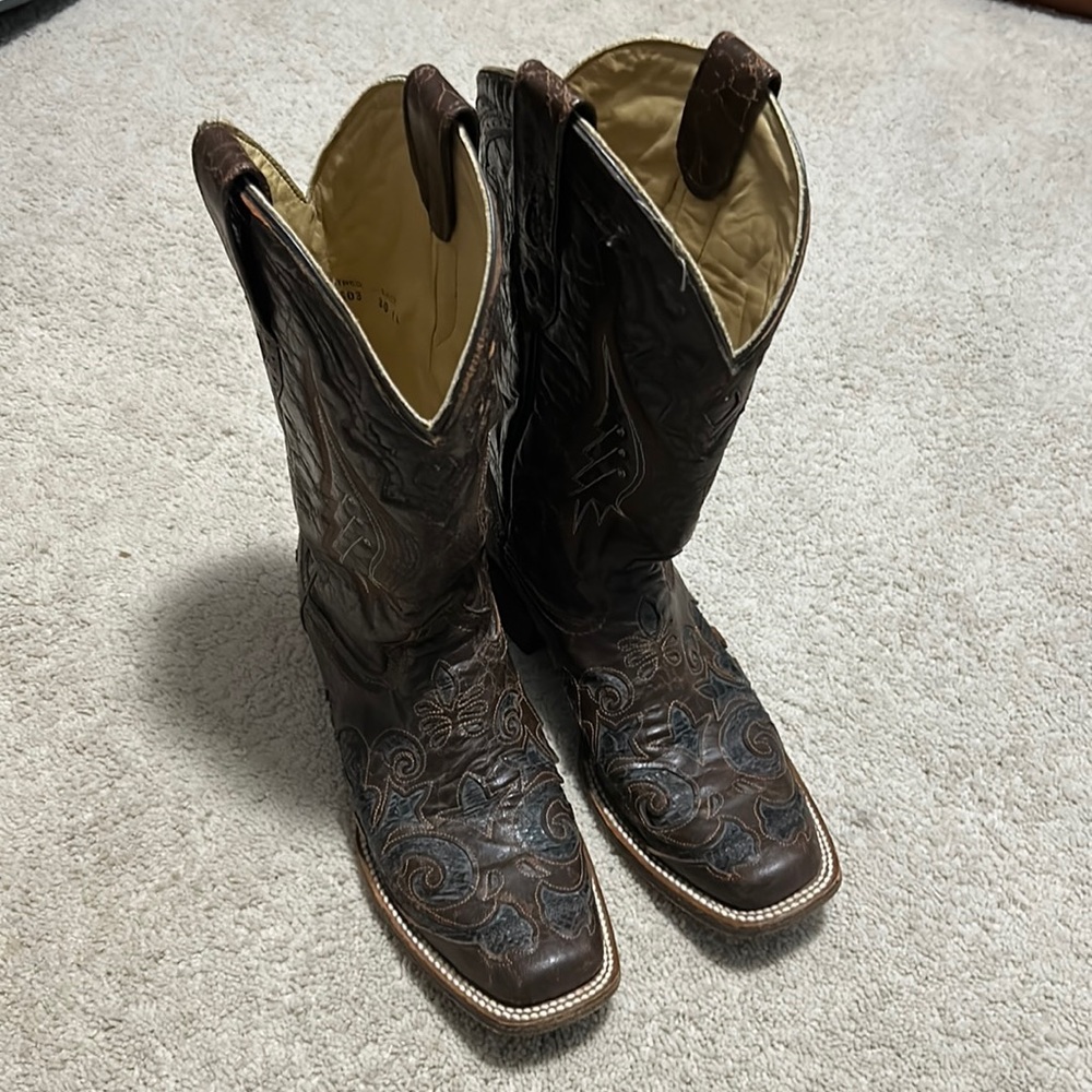 Corral Hand crafted cowgirl boots